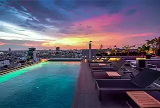 Rooftop Infinity Pool